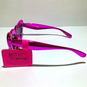 Betsey Johnson Pink Bubble Heart Frame Sunglasses New Betsey Johnson | Accessories | Betsey Johnson Pink Bubble  main image 3